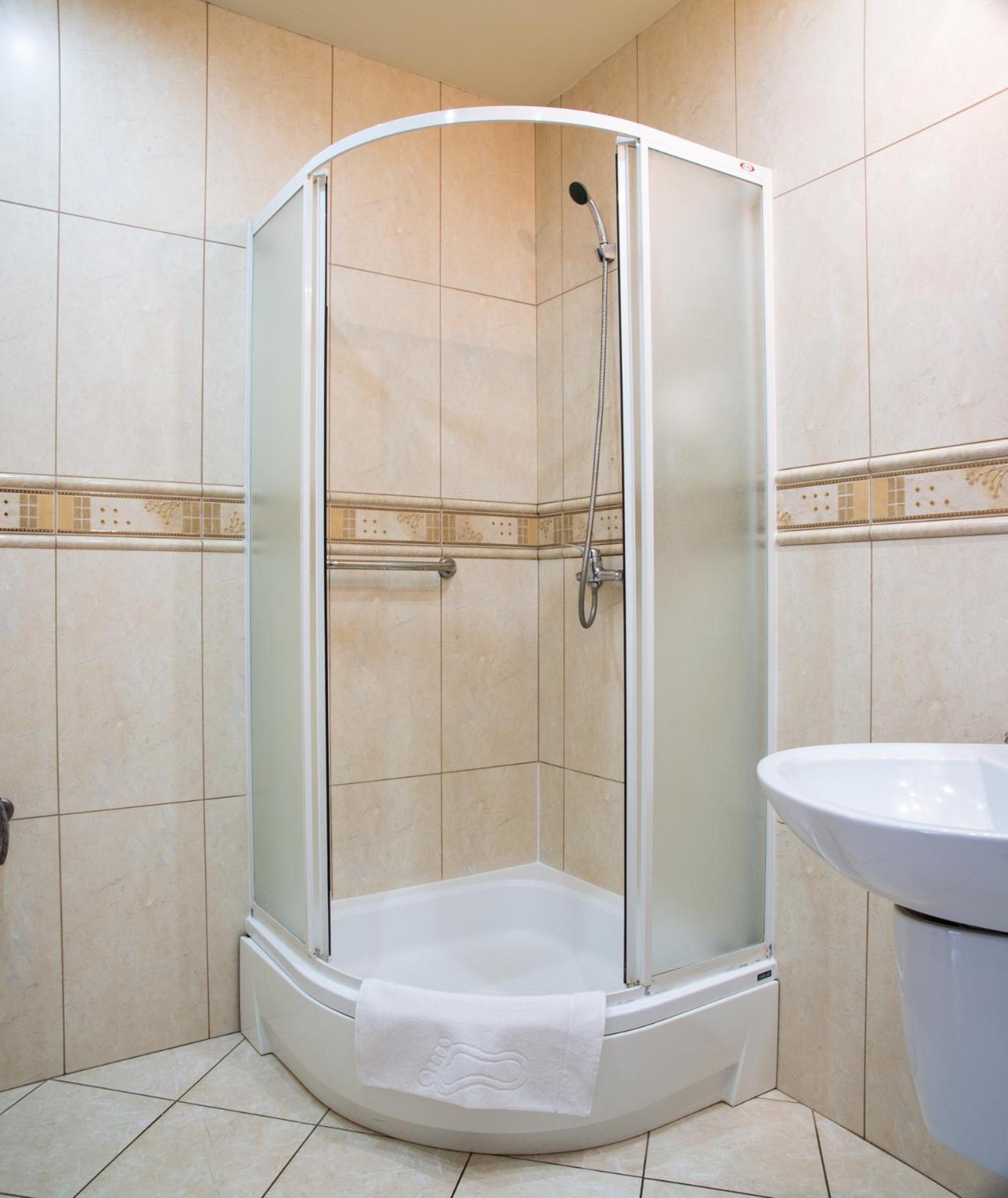 Perla Motel Leszno  Exterior photo